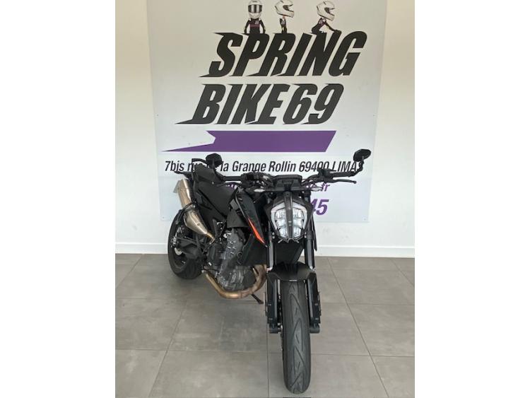 KTM 890 DUKE