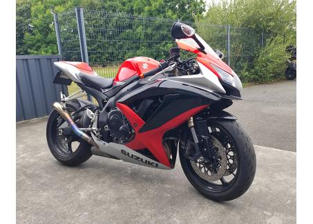 SUZUKI GSX-R 600