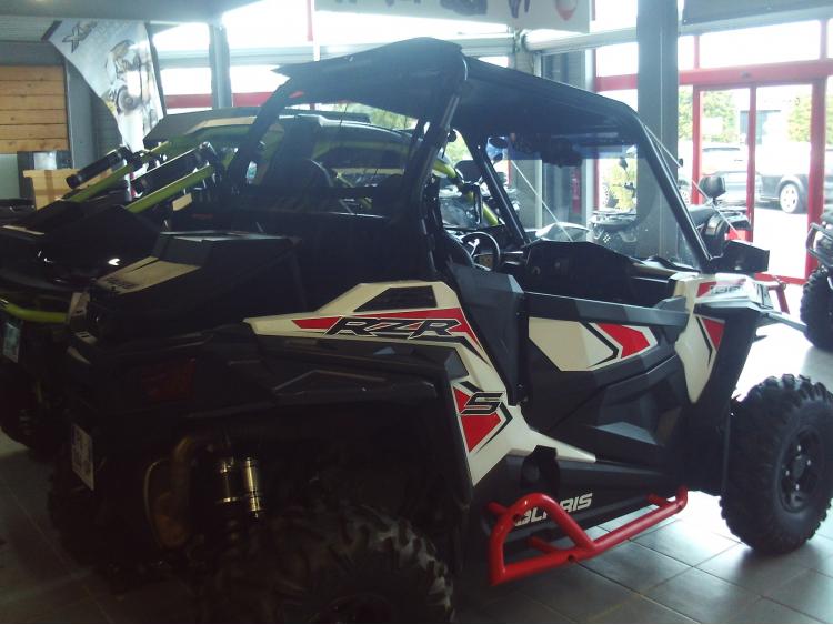 POLARIS RZR 1000 S