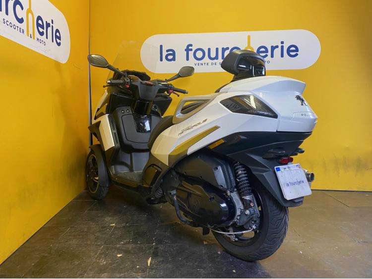 PEUGEOT METROPOLIS 400