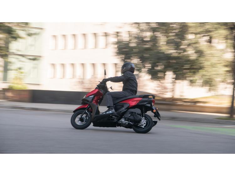 YAMAHA RayZR