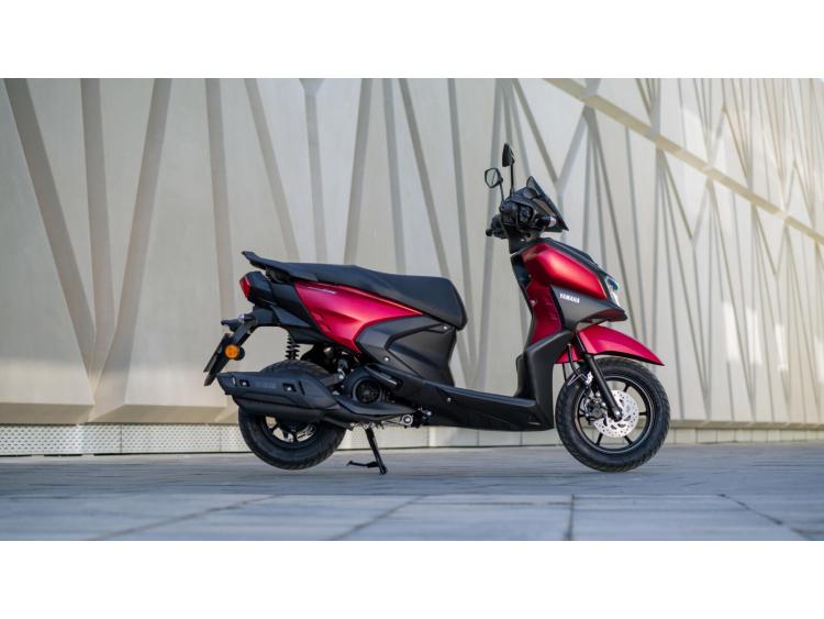 YAMAHA RayZR