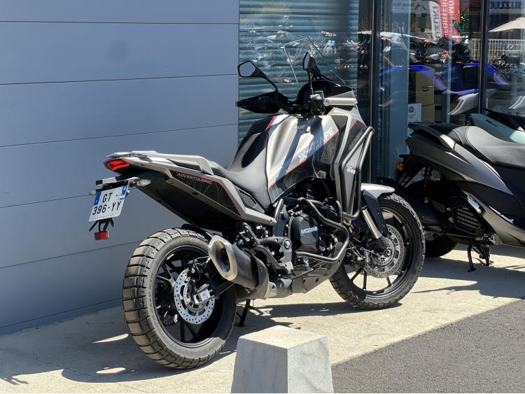 MOTO MORINI X-CAPE 650
