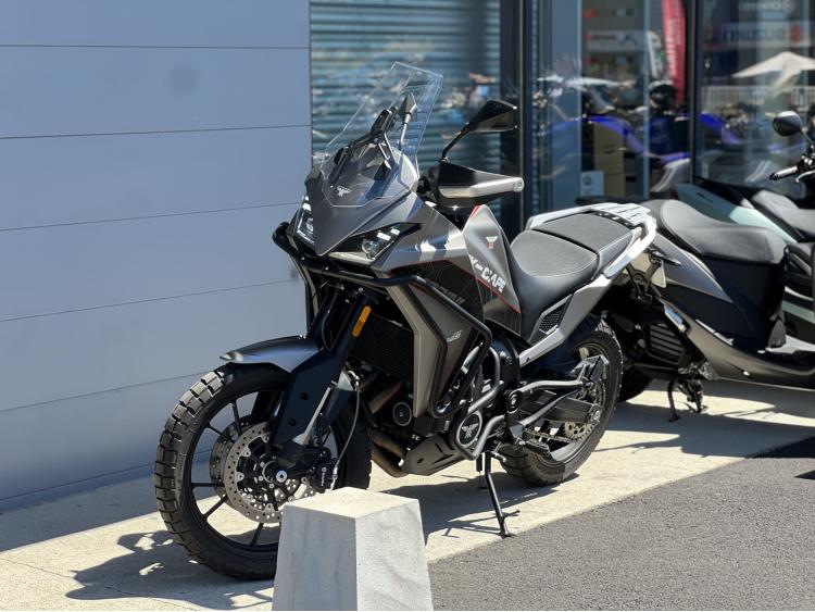 MOTO MORINI X-CAPE 650