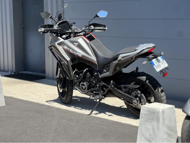 MOTO MORINI X-CAPE 650