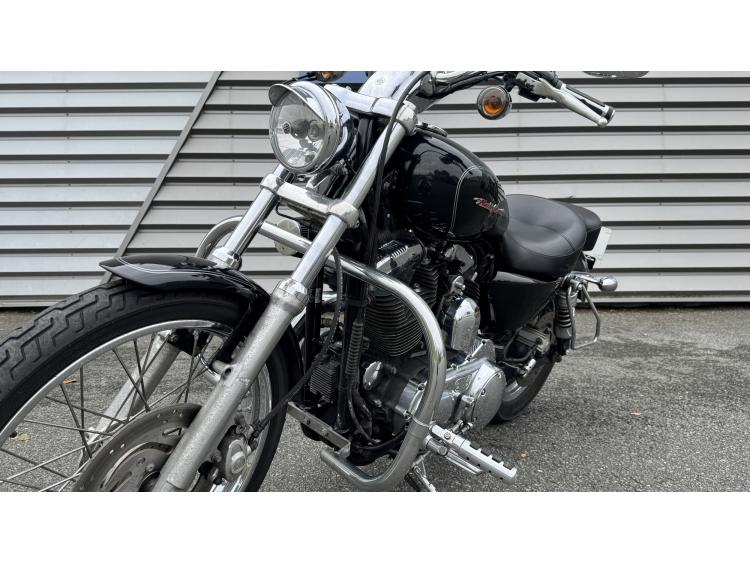 HARLEY-DAVIDSON SPORTSTER 1200