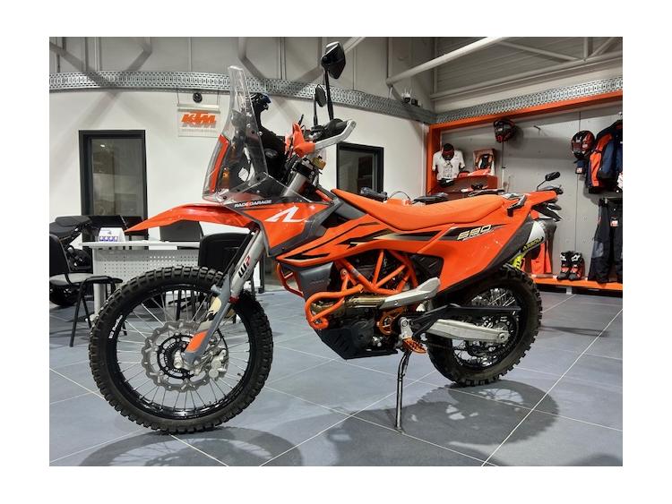 KTM 690 ENDURO R RADE GARAGE 