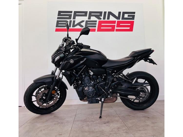 YAMAHA MT-07 (47.5CV)