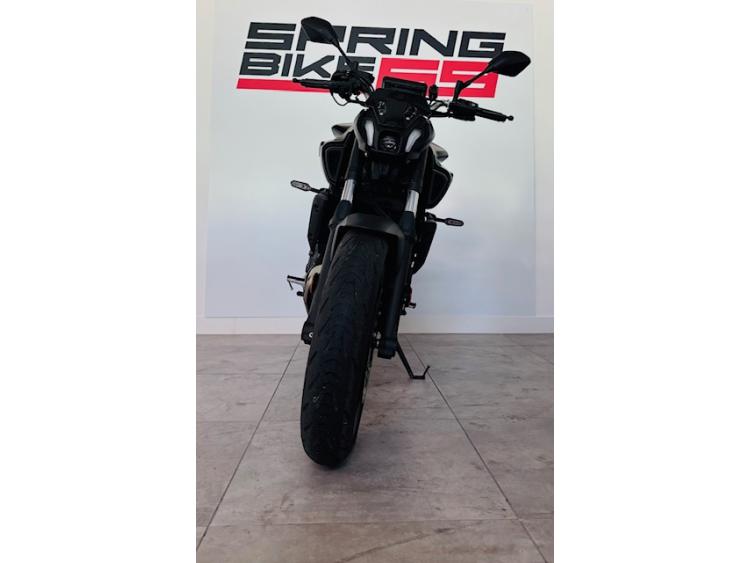 YAMAHA MT-07 (47.5CV)