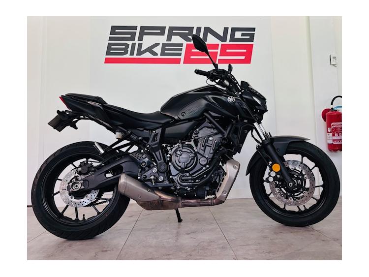 YAMAHA MT-07 (47.5CV)