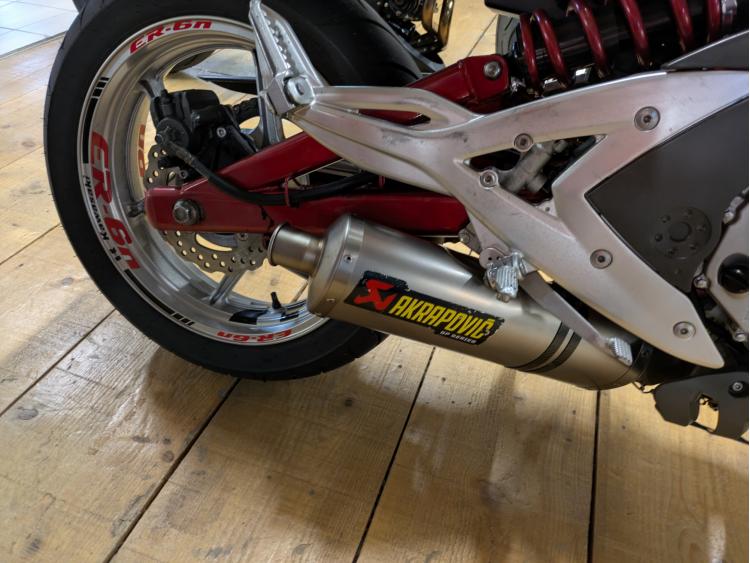 KAWASAKI ER-6