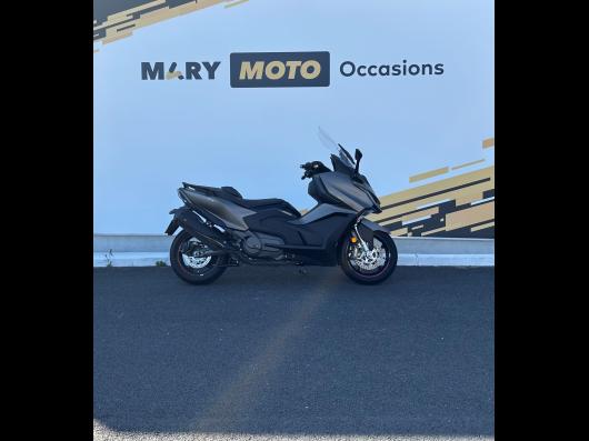 KYMCO AK 550
