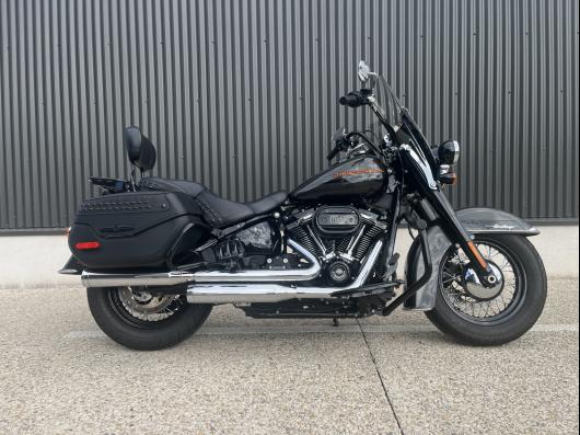 HARLEY-DAVIDSON SOFTAIL HERITAGE 1868