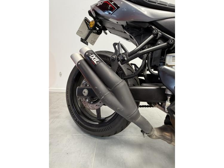 SUZUKI SV 650 X