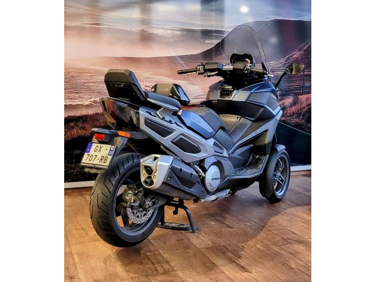 KYMCO CV3 550