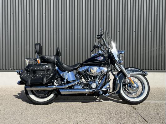 HARLEY-DAVIDSON SOFTAIL HERITAGE 1584 CLASSIC