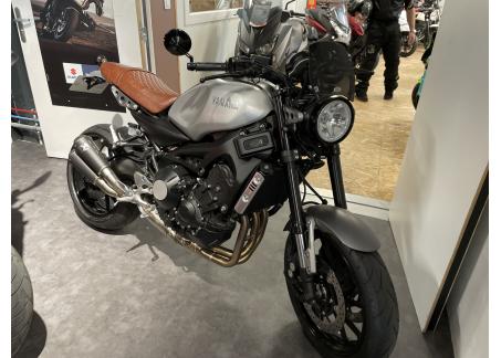 YAMAHA XSR 900