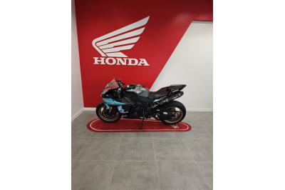 YAMAHA YZF 1000 R1