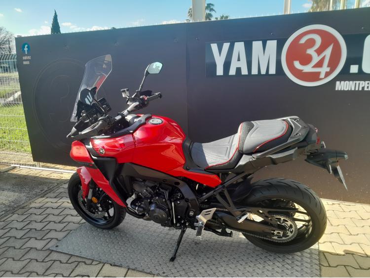 YAMAHA TRACER 9