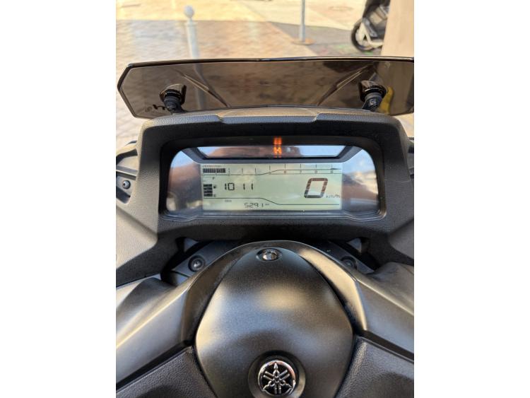 YAMAHA TRICITY 300