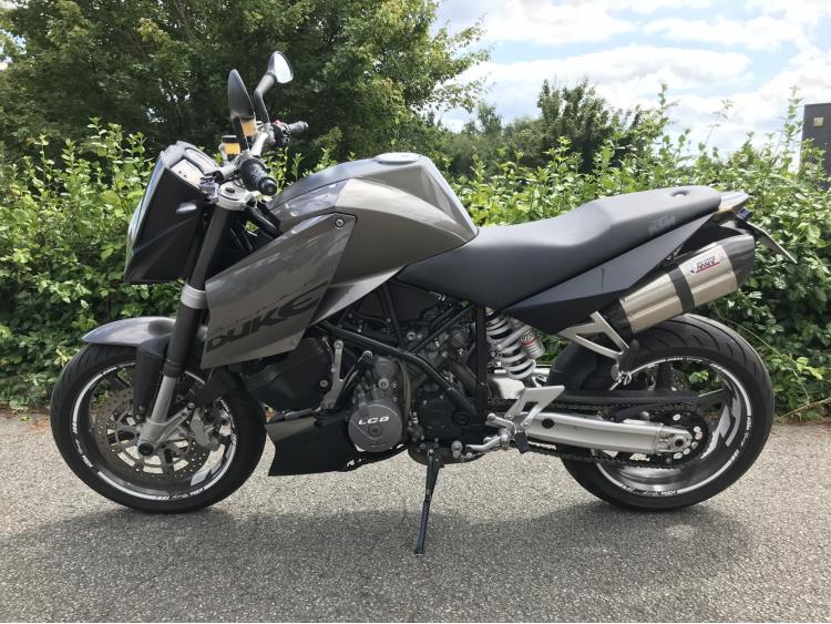 KTM 990 SUPER DUKE