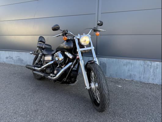 HARLEY-DAVIDSON DYNA STREET BOB 1584