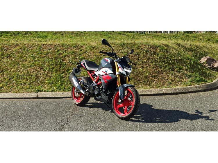 BMW G 310 R