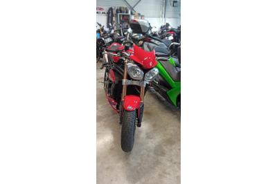 TRIUMPH SPEED TRIPLE 1050