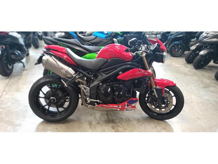TRIUMPH SPEED TRIPLE 1050