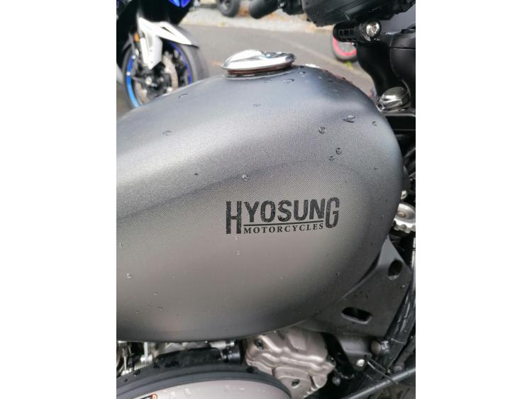HYOSUNG GV 125 S 2025 / 94.62€mois* / DSN MOTOS 33