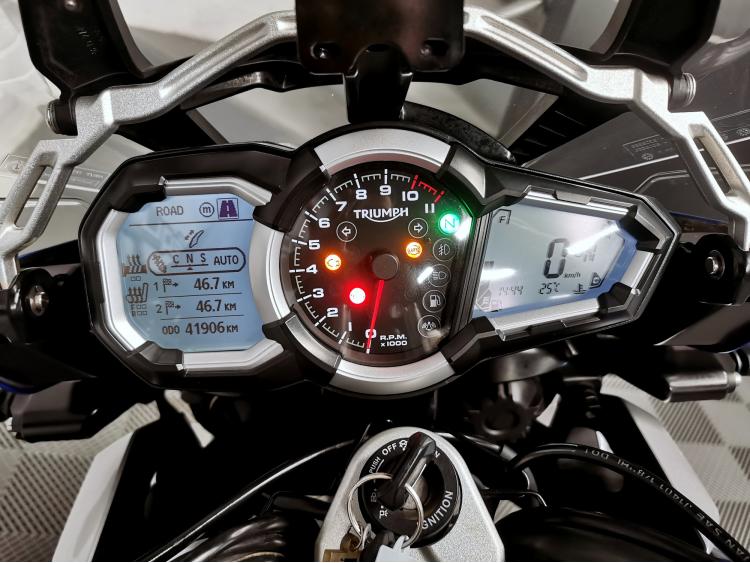 TRIUMPH TIGER 1200 EXPLORER XCX