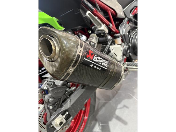 KAWASAKI Z 900