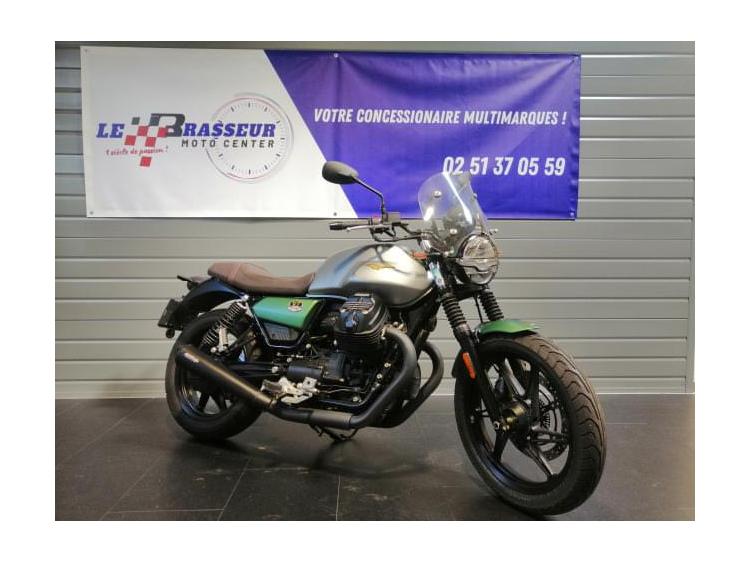 MOTO GUZZI V7 STONE CENTENARIO