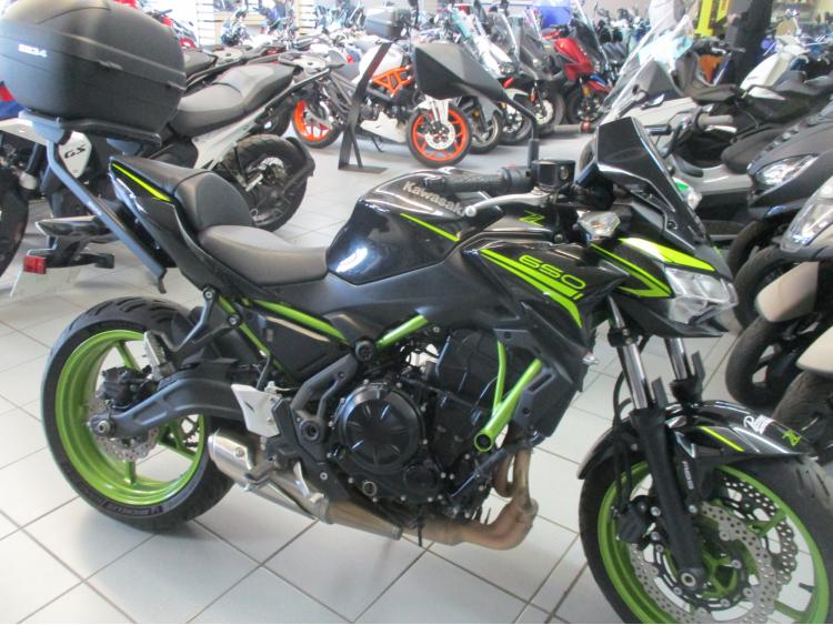 KAWASAKI Z 650 (47.5CV)