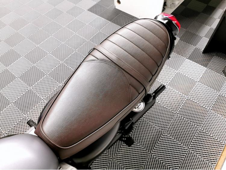 TRIUMPH Bonneville T120 Black