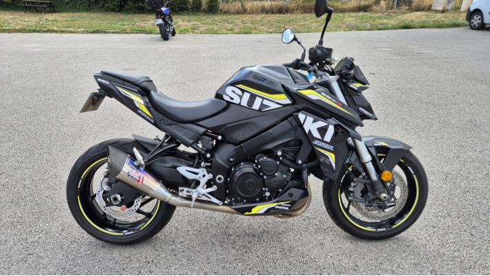 SUZUKI GSX-S 950