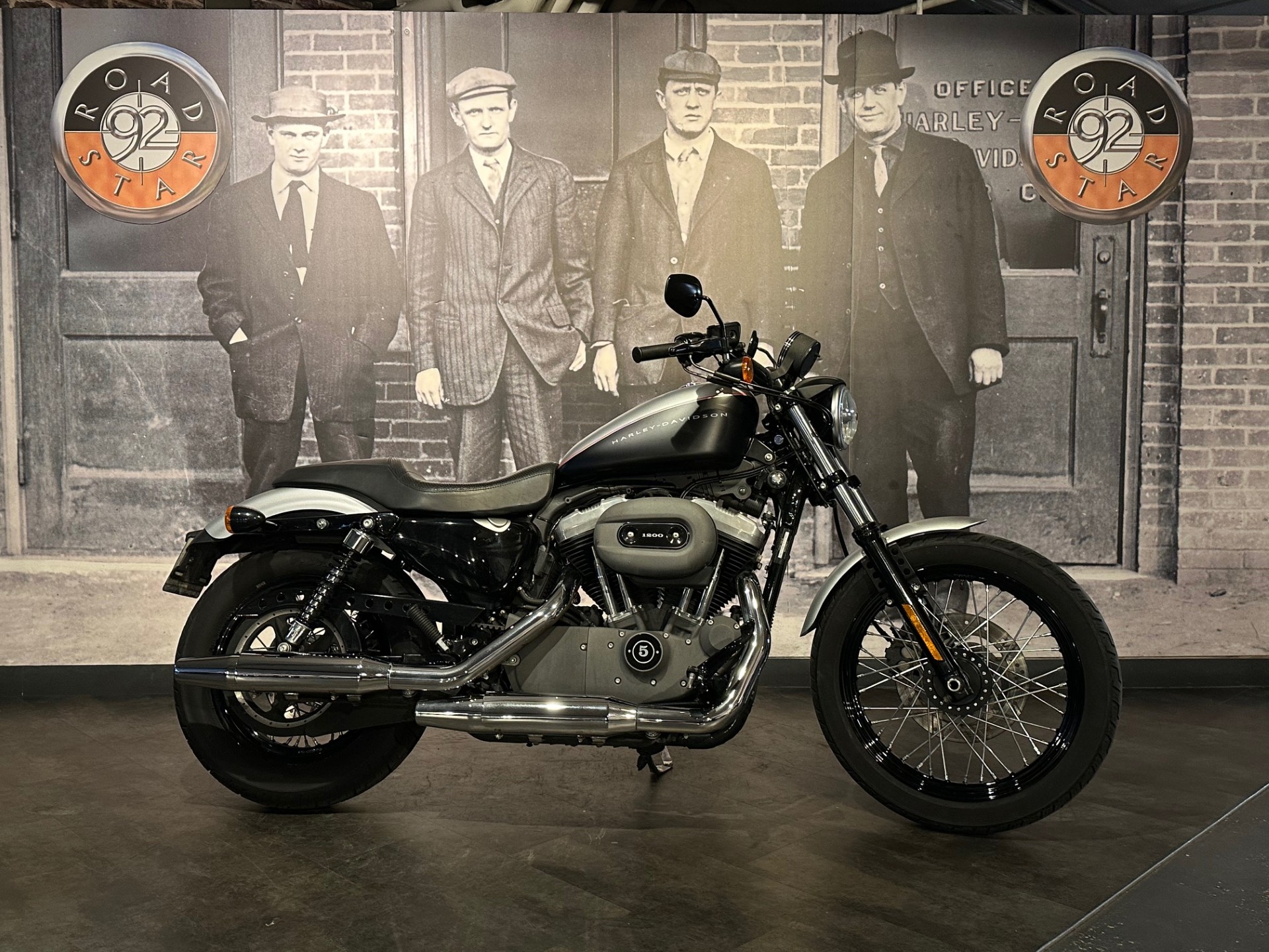 HARLEY-DAVIDSON SPORTSTER NIGHTSTER 1200