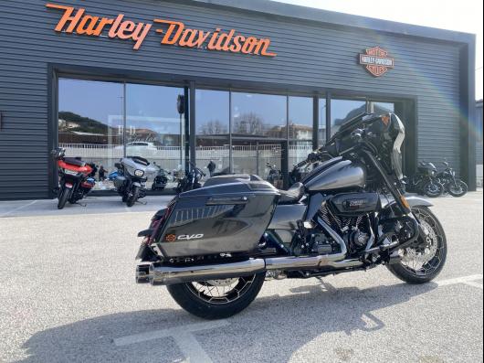 HARLEY-DAVIDSON TOURING STREET GLIDE 1977 CVO 