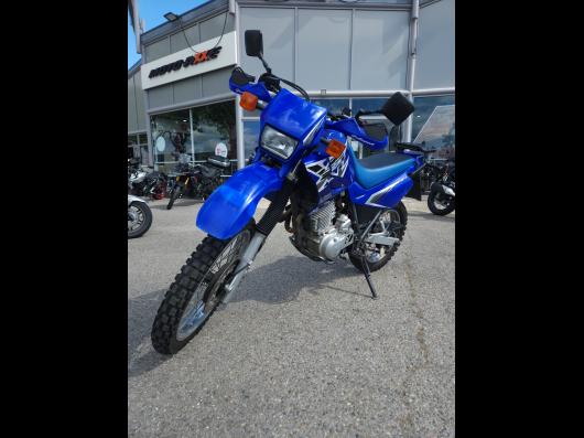 YAMAHA XT600E
