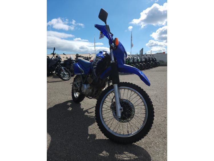 YAMAHA XT