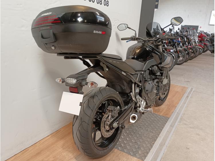 SUZUKI GSX 8S