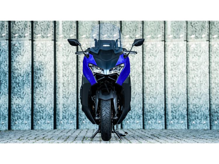 YAMAHA TMAX 560