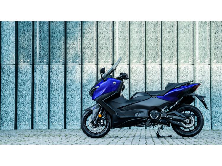 YAMAHA TMAX 560