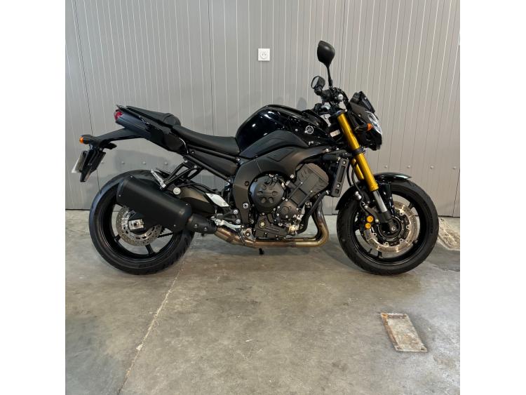 YAMAHA FZ8