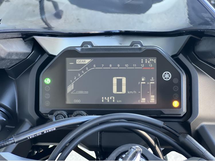 YAMAHA R3 - A2
