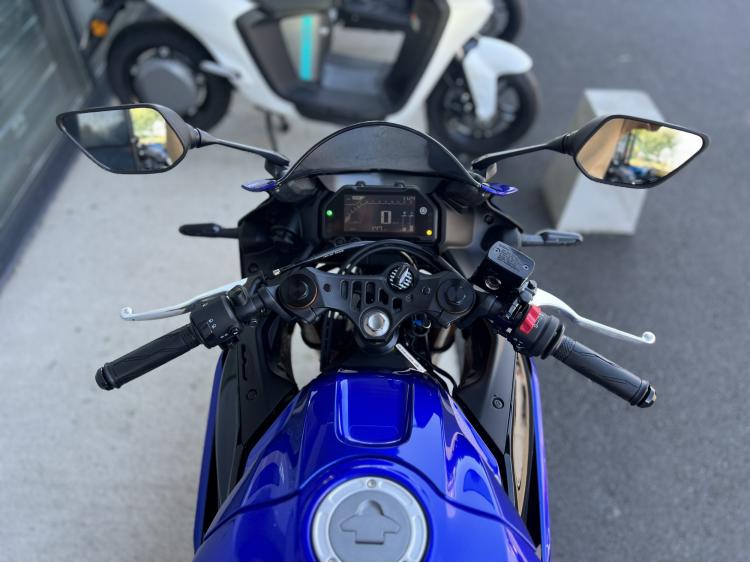 YAMAHA R3 - A2