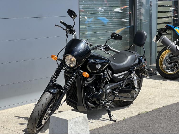 HARLEY-DAVIDSON STREET 750