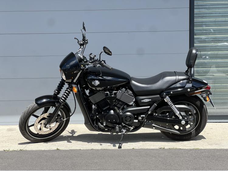 HARLEY-DAVIDSON STREET 750