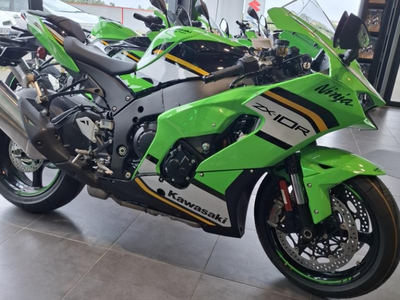 KAWASAKI ZX-10R