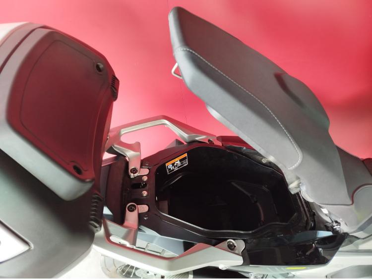 HONDA X-ADV + EQUIPEMENTS